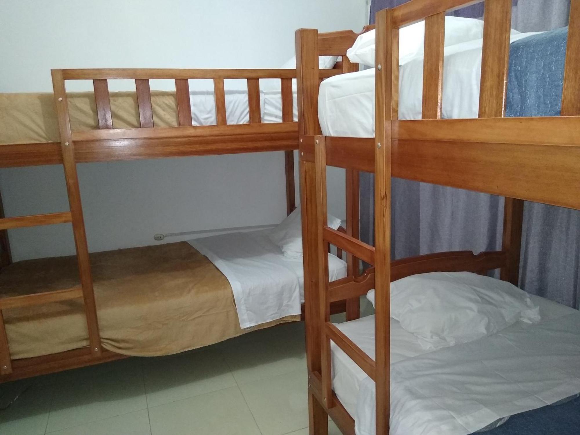 Bachig Hospedaje Moyobamba Bagian luar foto